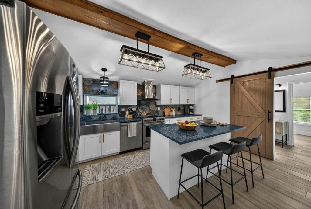 181 NE 15th Ter, Boca Raton, FL 33432 Photo