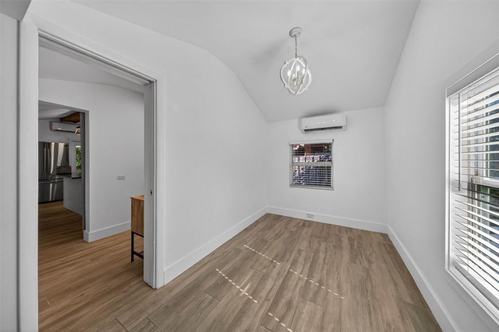 181 NE 15th Ter, Boca Raton, FL 33432 Photo