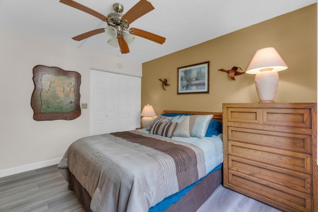 7340 Lake Circle Dr, Unit 301, Margate, FL 33063 Photo