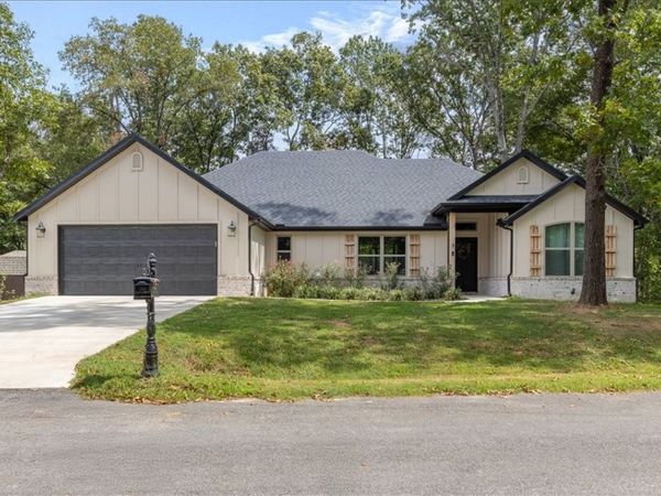 3 Pylle Lane, Bella Vista, AR 72715