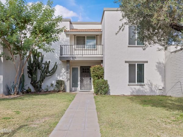 8214 E MCDONALD Drive, Scottsdale, AZ 85250