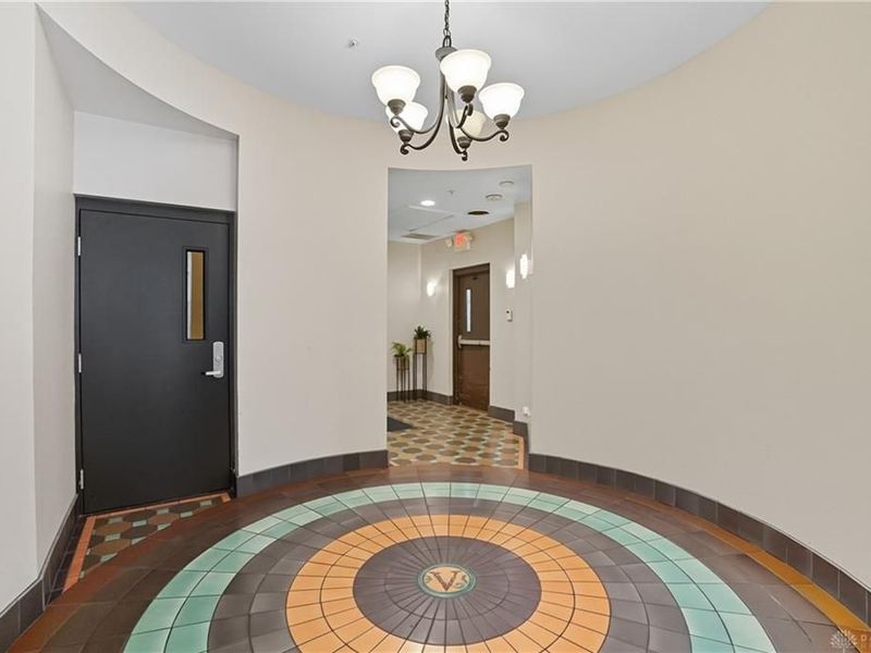 1331 Vine Street, Unit 4, Cincinnati, OH 45202 Photo 10