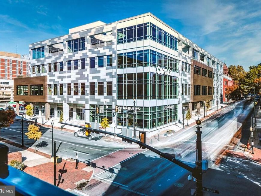 101 N Queen Street, Unit 407 PENTHO, Lancaster, PA 17603 Main Photo