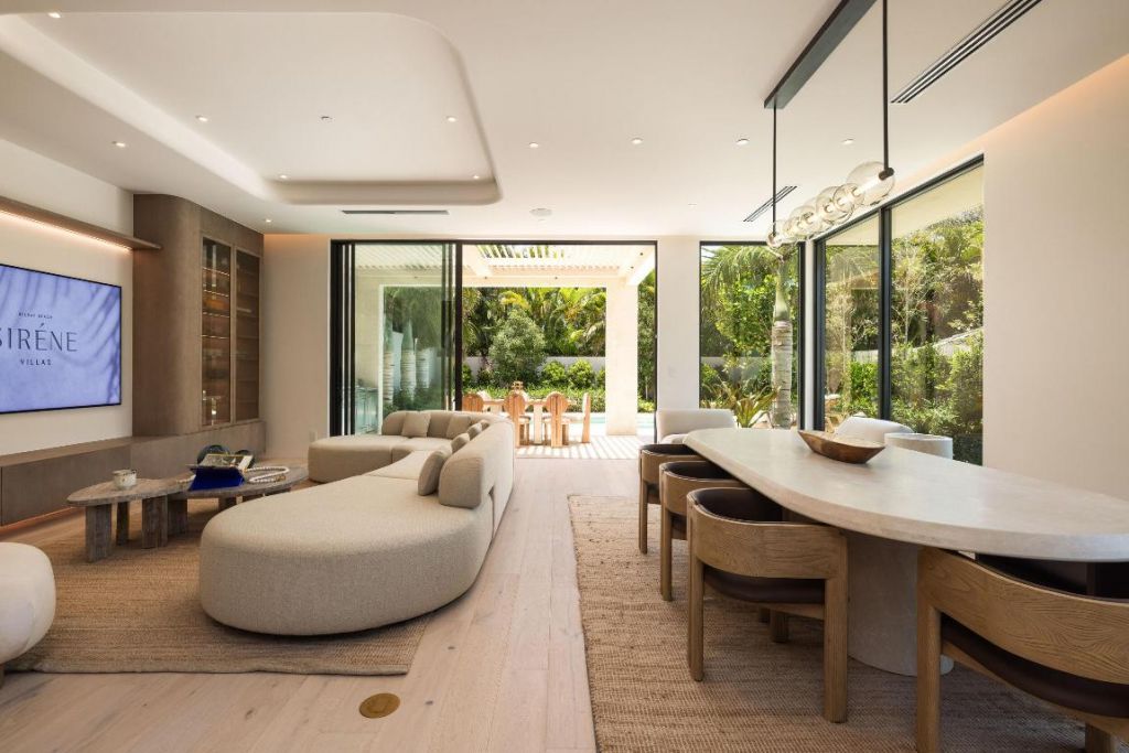 1234 George Bush Boulevard, Delray Beach, FL 33483 Photo