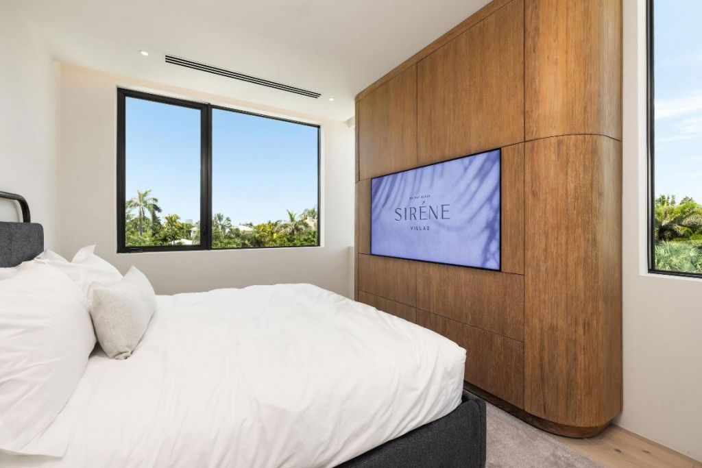 1234 George Bush Boulevard, Delray Beach, FL 33483 Photo