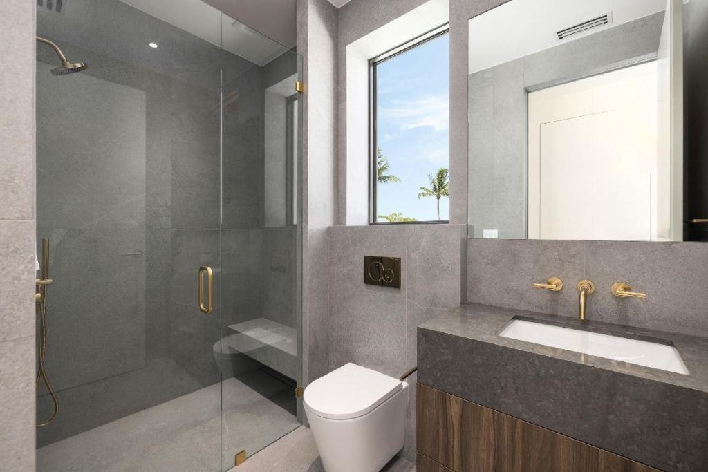 1234 George Bush Boulevard, Delray Beach, FL 33483 Photo