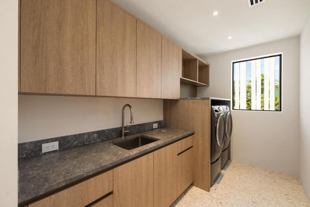 1234 George Bush Boulevard, Delray Beach, FL 33483 Photo