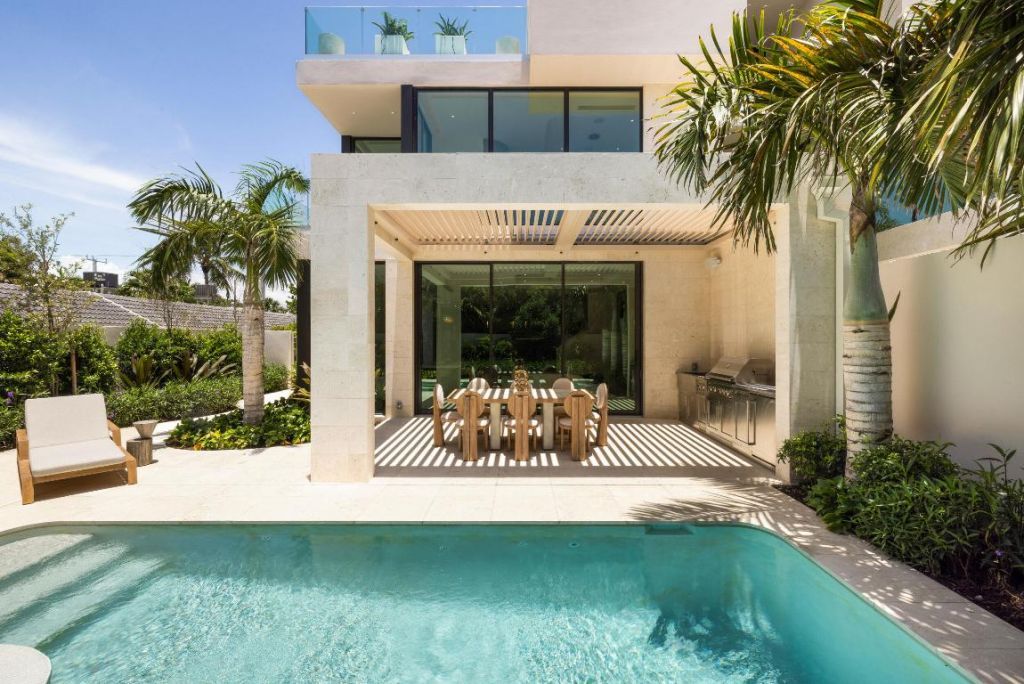 1234 George Bush Boulevard, Delray Beach, FL 33483 Photo