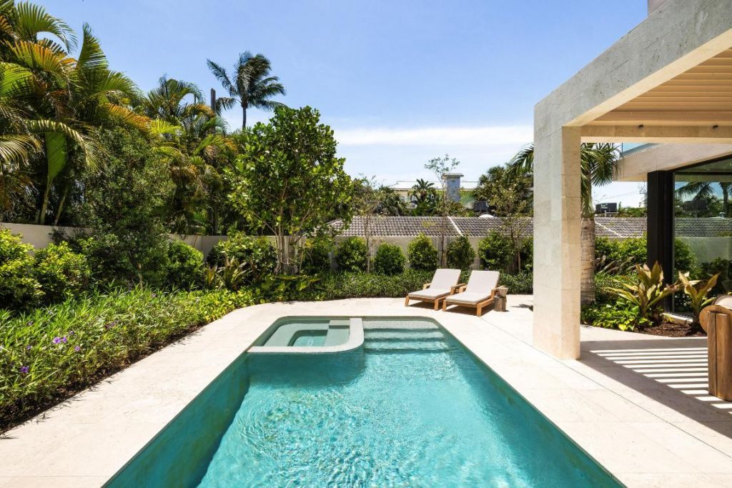 1234 George Bush Boulevard, Delray Beach, FL 33483 Photo