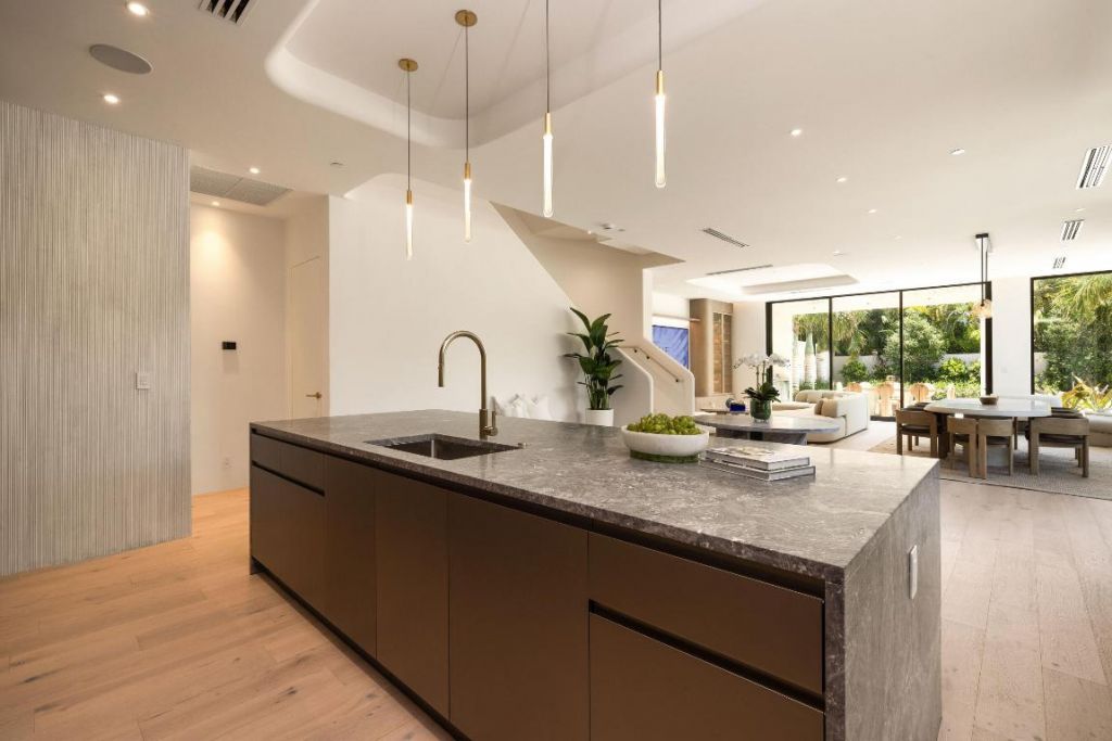 1234 George Bush Boulevard, Delray Beach, FL 33483 Photo