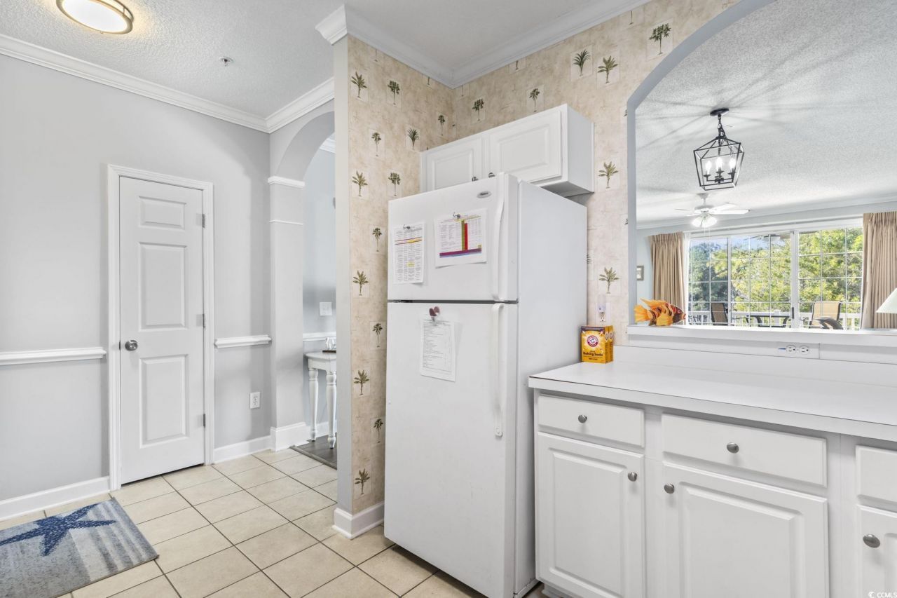 6203 Catalina Dr. Photo 8