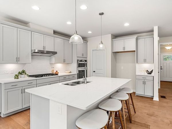 27 Sandtrip Cir, Unit 7, Walpole, MA 02081