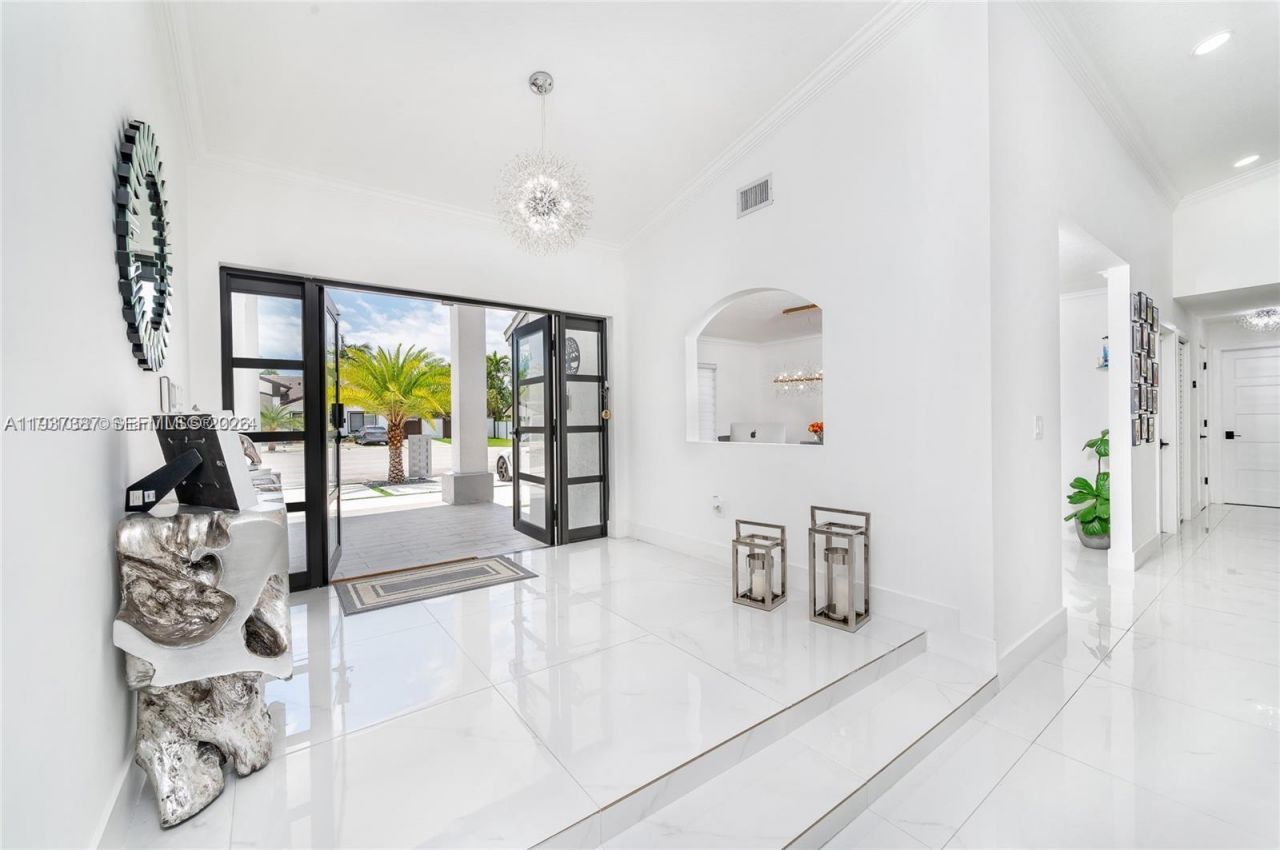 9701 SW 56th Ter, Miami, FL 33173 Photo