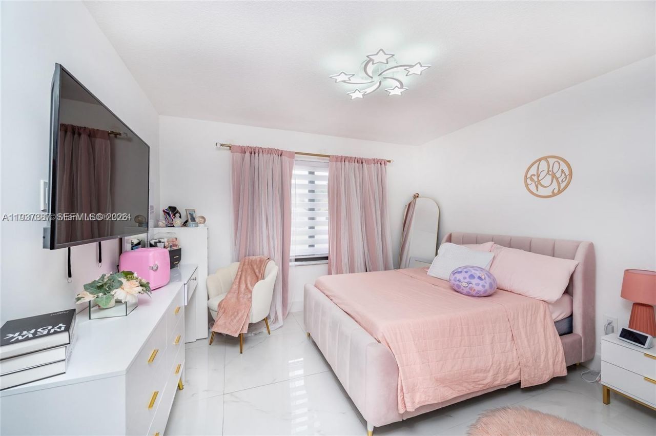 9701 SW 56th Ter, Miami, FL 33173 Photo