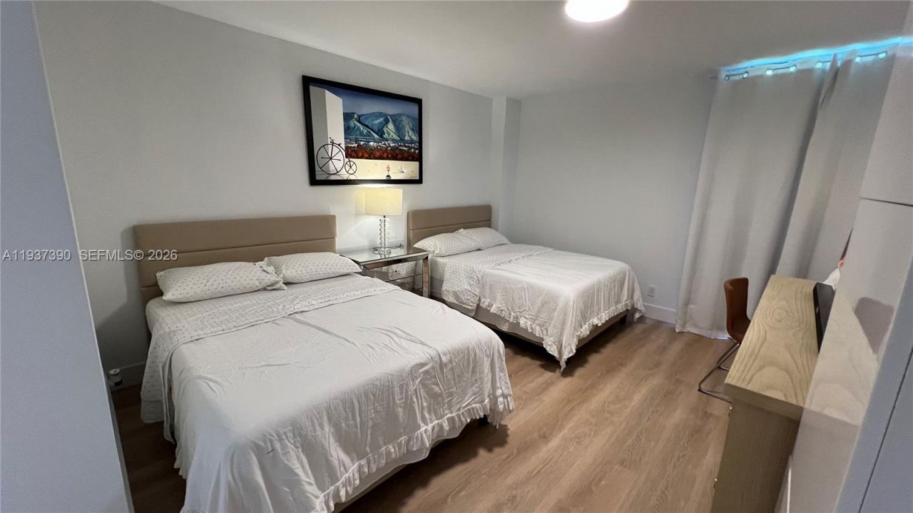 20500 W Country Club Dr, Unit 117, Aventura, FL 33180 Photo