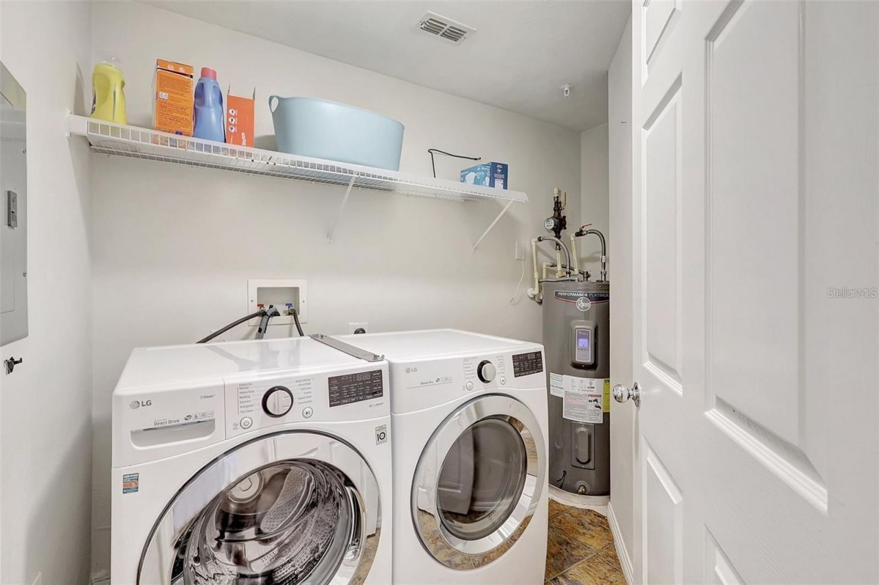 5500 Bentgrass Drive, Unit 6-301, Sarasota, FL 34235 Photo