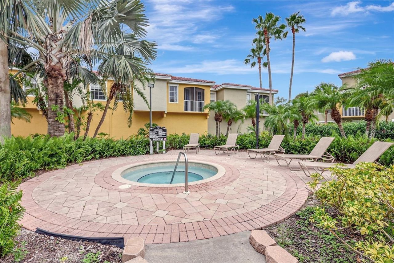 5500 Bentgrass Drive, Unit 6-301, Sarasota, FL 34235 Photo