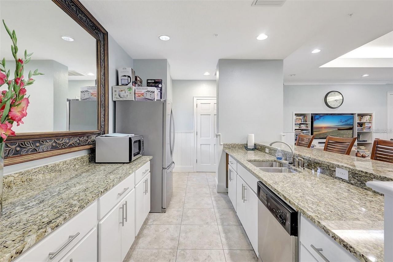 5500 Bentgrass Drive, Unit 6-301, Sarasota, FL 34235 Photo
