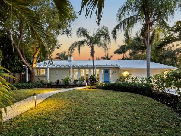 1846 LINCOLN DRIVE, SARASOTA, FL 34236