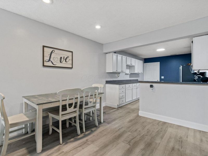 330 Bear Woods Drive, Powell, OH 43065 Photo 8