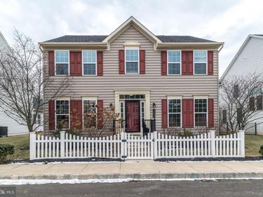 3688 CHRISTOPHER DAY ROAD, DOYLESTOWN, PA 18902