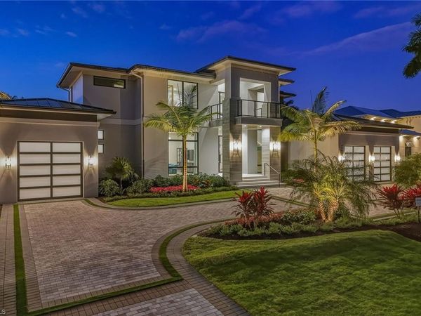 405 Putter Point DR, NAPLES, FL 34103