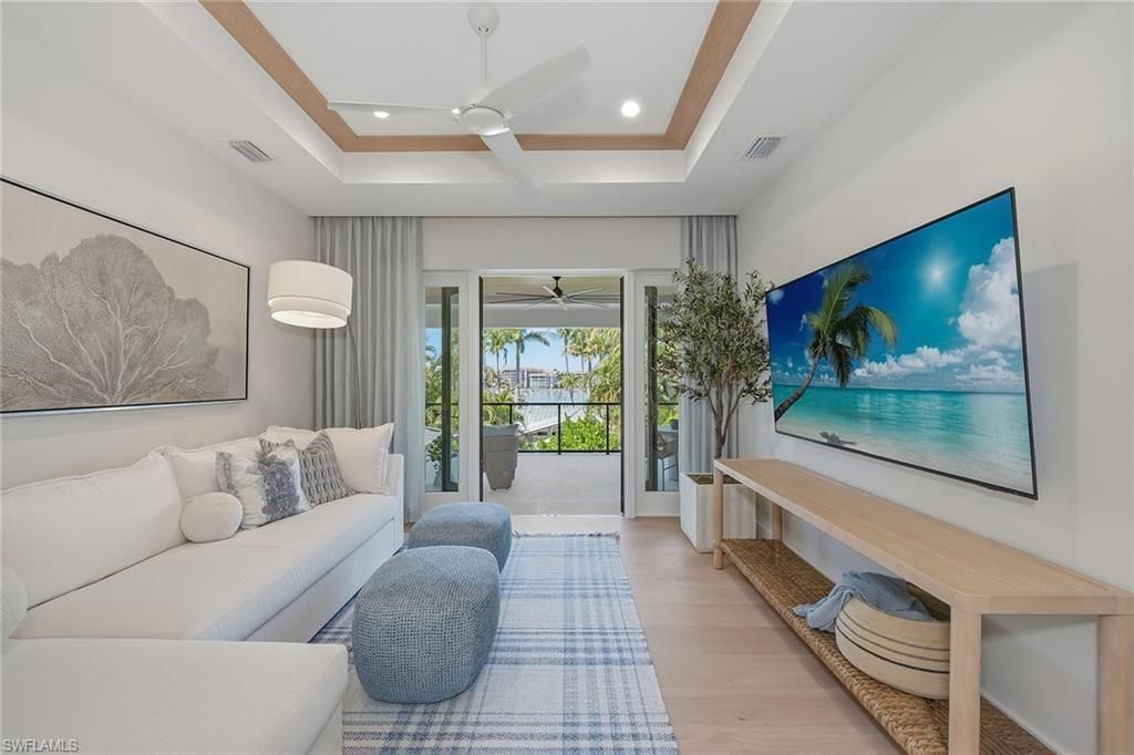 405 Putter Point Dr, Naples, FL 34103 Photo