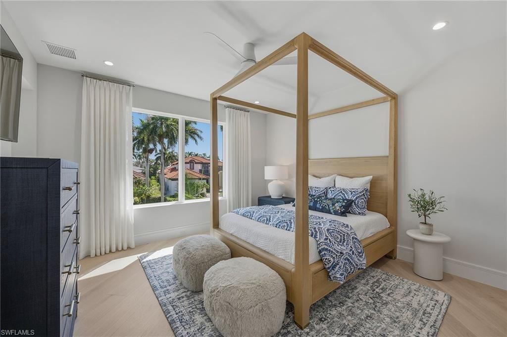 405 Putter Point Dr, Naples, FL 34103 Photo