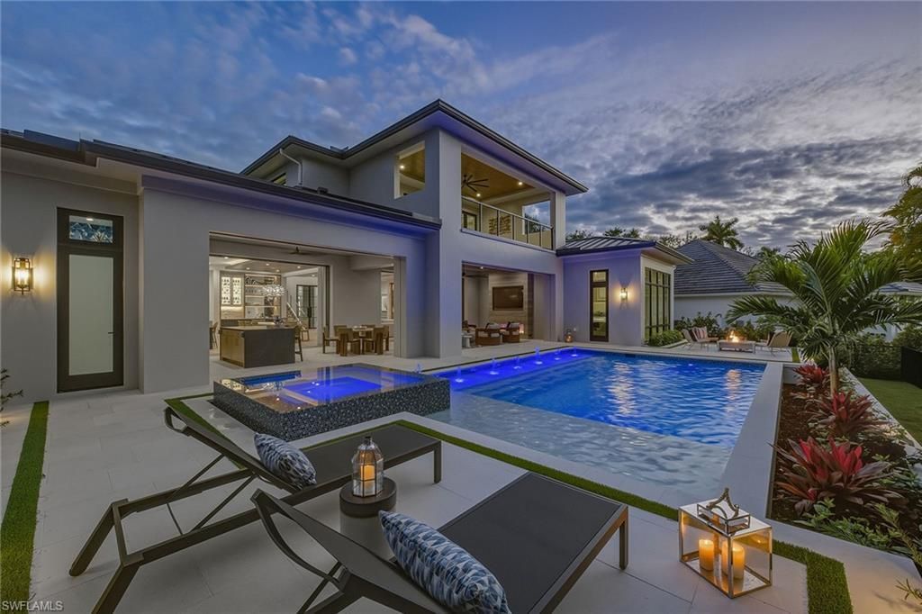 405 Putter Point Dr, Naples, FL 34103 Photo