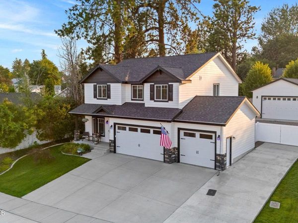 10589 N Crimson Dr., Hayden, ID 83835