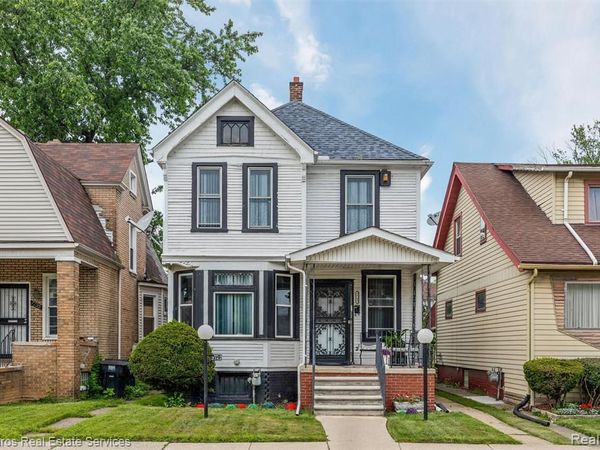 7743 E Canfield Street, Detroit, MI 48214
