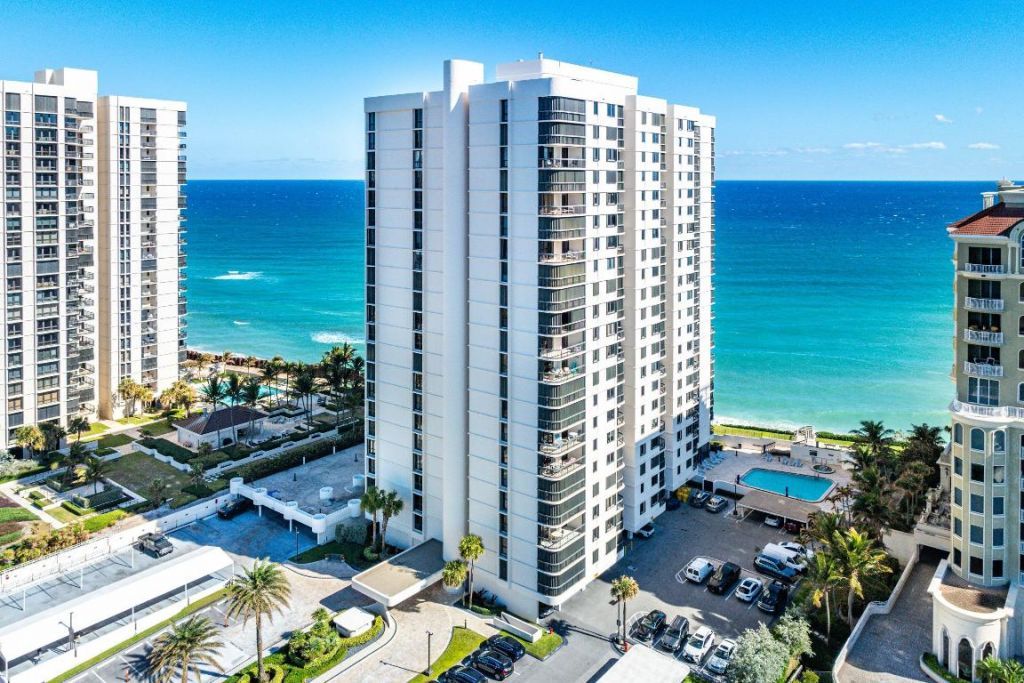 5380 N Ocean Drive, Unit 6c, Singer Island, FL 33404 Photo