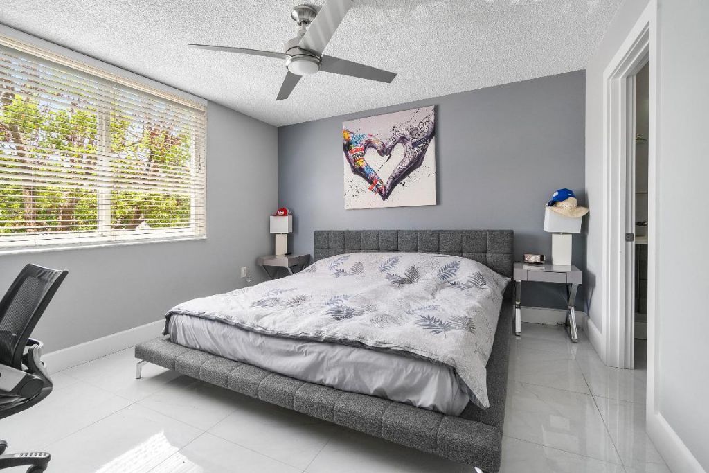 700 Scotia Drive, Unit 205, Hypoluxo, FL 33462 Photo