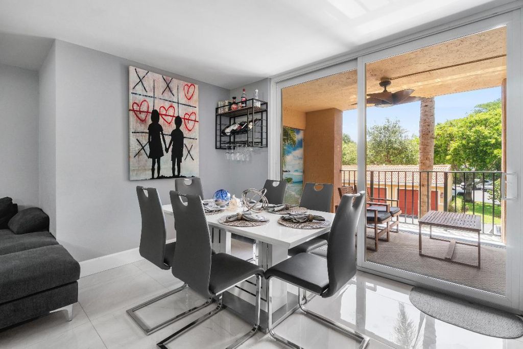 700 Scotia Drive, Unit 205, Hypoluxo, FL 33462 Photo