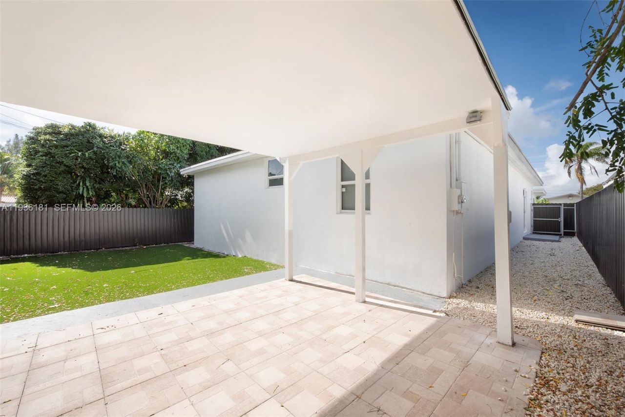 1511 SW 20th Ct, Miami, FL 33145 Photo