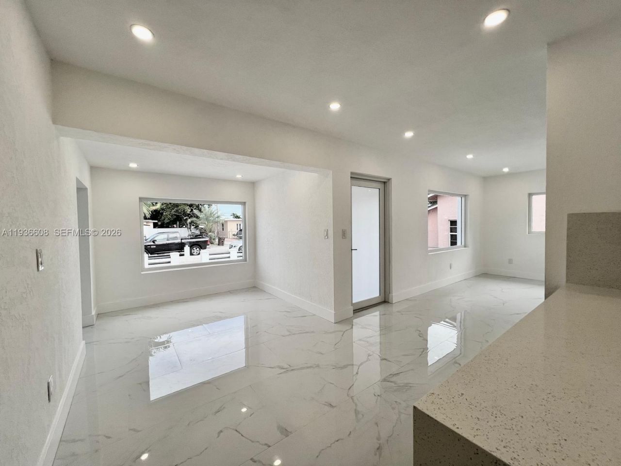 542 E 20th St, Hialeah, FL 33013 Photo