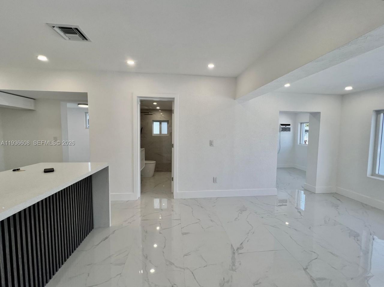 542 E 20th St, Hialeah, FL 33013 Photo