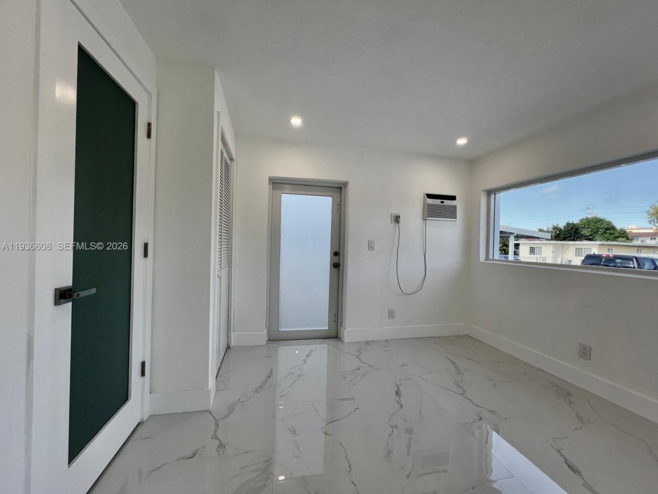 542 E 20th St, Hialeah, FL 33013 Photo