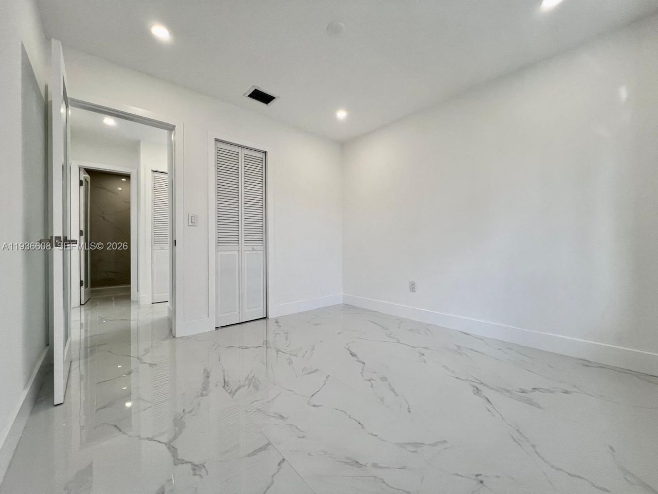 542 E 20th St, Hialeah, FL 33013 Photo