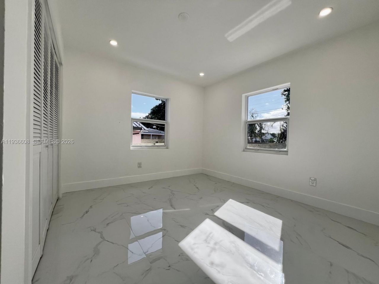 542 E 20th St, Hialeah, FL 33013 Photo