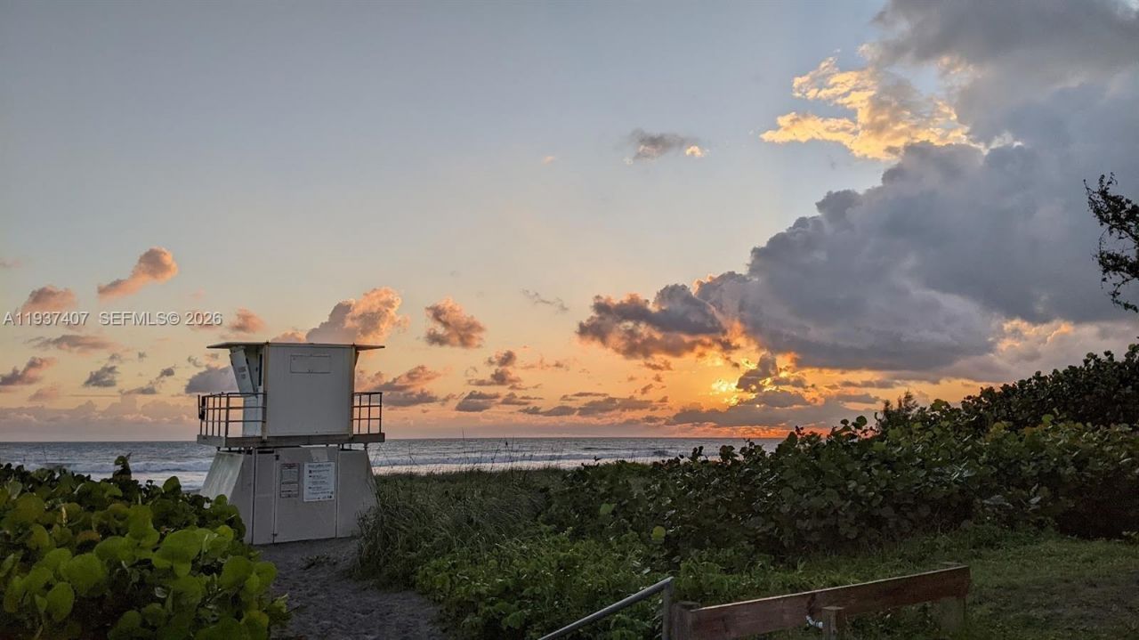 8075 SE Palm St, Hobe Sound, FL 33455 Photo