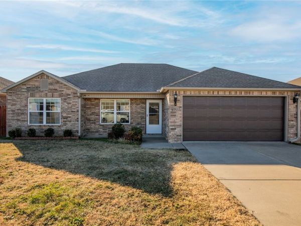 4307 SW Comstock Avenue, Bentonville, AR 72713