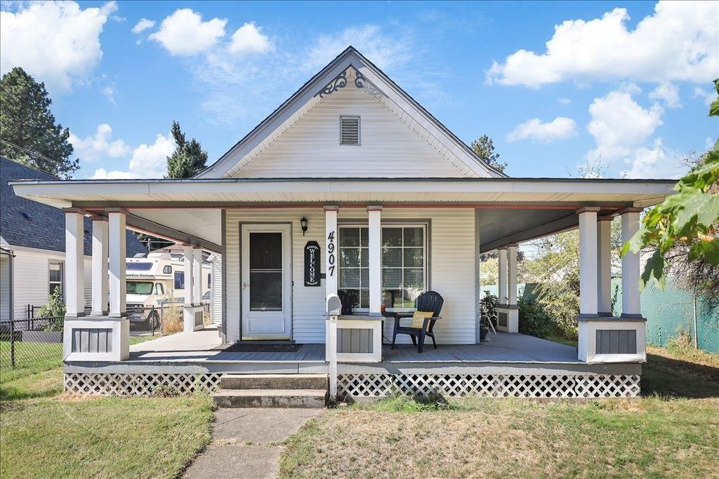 4907 N Howard St, Spokane, WA 99205 Main Photo