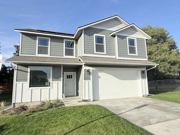 9523 E Michielli Ln, Spokane Valley, WA 99206