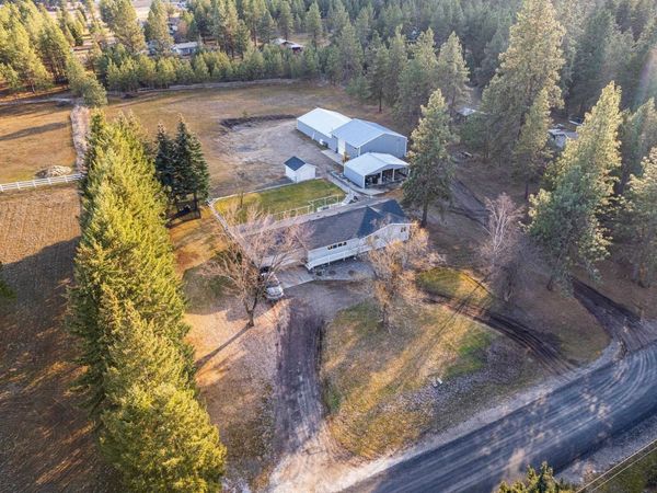 3732 E WESTWOOD Ave, Chattaroy, WA 99003