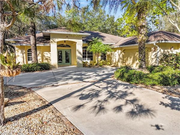 1915 Roosevelt AVE, LEHIGH ACRES, FL 33972