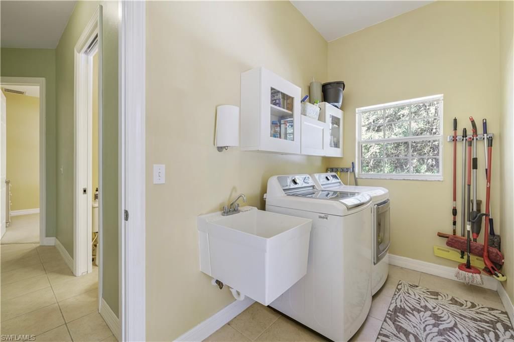 1915 Roosevelt Ave, Lehigh Acres, FL 33972 Photo