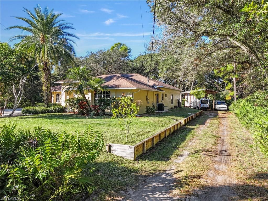 1915 Roosevelt Ave, Lehigh Acres, FL 33972 Photo