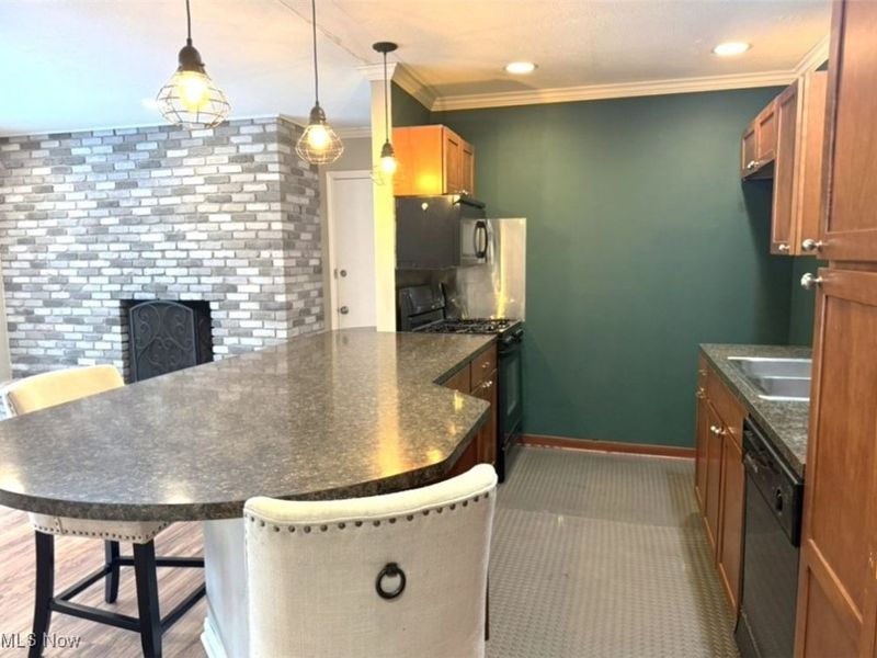 7030 Carriage Hill Drive, Unit 202, Brecksville, OH 44141 Photo 10