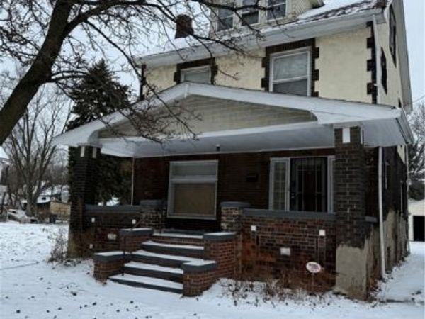 6913 Harvard Avenue, Cleveland, OH 44105